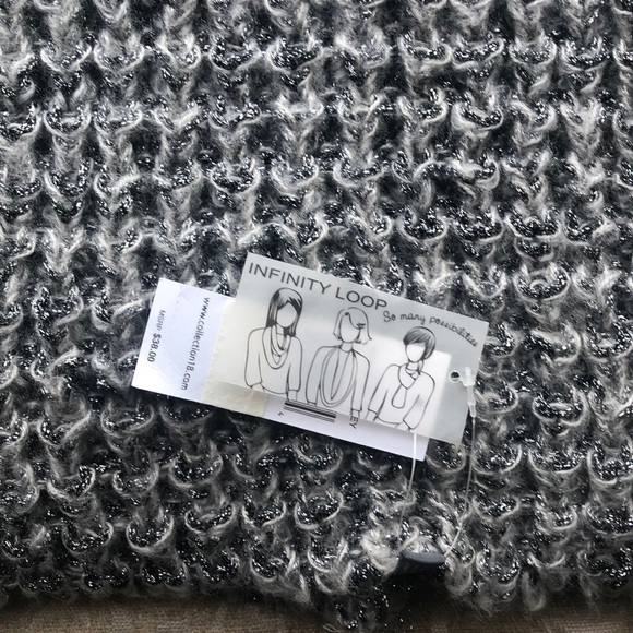 NWT Collection 18 Scarf - Picture 2 of 8